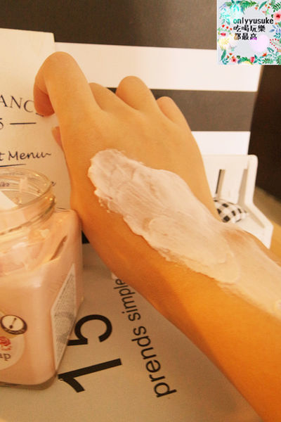 保養分享日本【POPSKIN馬奶超濃密洗顏泡】泡泡超綿密又洗得很乾淨不黏膩ポップスキン