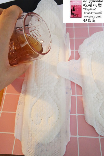 【日本大王elis愛麗思】日本衛生棉品牌,吸收透氣一級棒清爽零感,吸收度測試