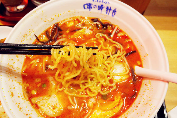 【味の時計台】二訪北海道濃郁湯頭拉麵,辛味噌拉麵,期間限定怎麼吃都不膩