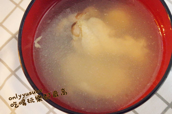 懶人三餐料理【軒閣食品鮮盒子湯罐頭雞湯】現煮一樣好喝,低熱量宵夜