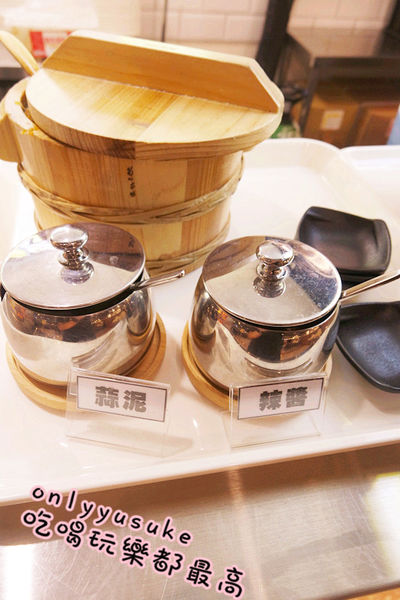 台中【口力口里迷人咖哩燒飯專門】咖哩燒飯口感溫和,份量多,南區愛買美食