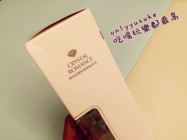 （幼兒日用品)♥【小獅王辛巴】蘿蔓晶鑽寬口玻璃大奶瓶外觀精美，精緻奶瓶新寓意