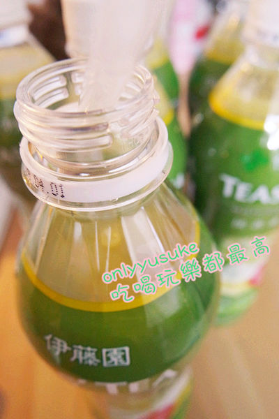 【日商沖繩伊藤園TEAS' TEA 抹茶拿鐵】抹茶香氣與牛奶結合的完美比例