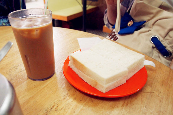 春遊澳門自由行DAY３興記咖啡室,官也街,莫義記,咀香園餅家,龍環葡韻