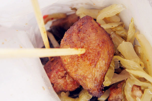 （FoOd台中)♥【健美先生】有特色肌肉男的主題風格滷味，激炸滷味好吃涮嘴，吃完還想再吃