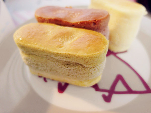 彌月蛋糕【咕咕霍夫】TVBS報導推薦彌月蛋糕,特色茶蘋果,綿密鮮奶乳酪蛋糕