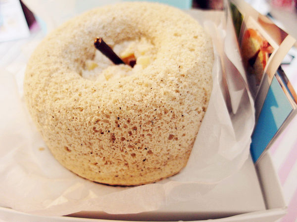 彌月蛋糕【咕咕霍夫】TVBS報導推薦彌月蛋糕,特色茶蘋果,綿密鮮奶乳酪蛋糕