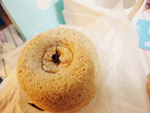 彌月蛋糕【咕咕霍夫】TVBS報導推薦彌月蛋糕,特色茶蘋果,綿密鮮奶乳酪蛋糕