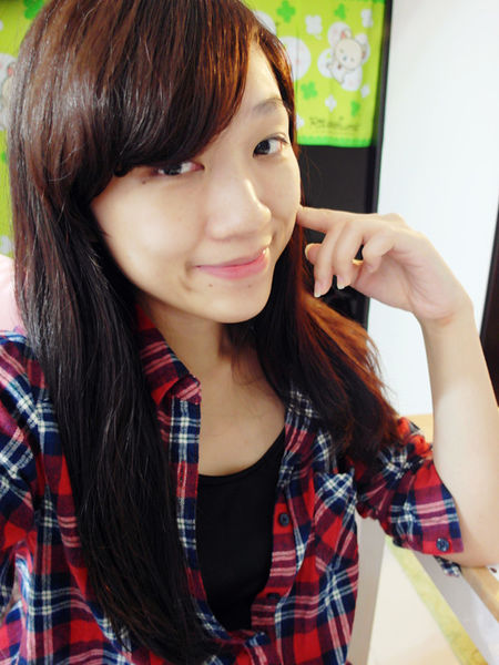 一抹即亮白,韓國超厲害【Choonee啾妮－玻尿酸珍珠素顏霜】保養同時也能變美