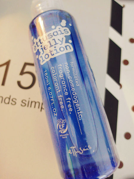 【艾杜紗ettusais】高機能毛孔保濕露,果凍般質地滋潤,感覺有保護,降低摩擦