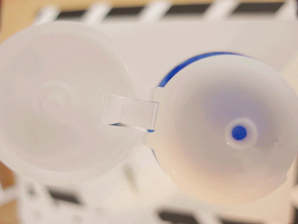 【艾杜紗ettusais】高機能毛孔保濕露,果凍般質地滋潤,感覺有保護,降低摩擦