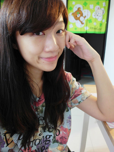 【艾杜紗ettusais】高機能毛孔保濕露,果凍般質地滋潤,感覺有保護,降低摩擦