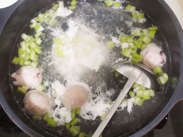 （宅配美食)♥彈牙有嚼勁跳伯丸子【嘉楠食品】墨魚魚丸,八爪魚丸,原味貢丸