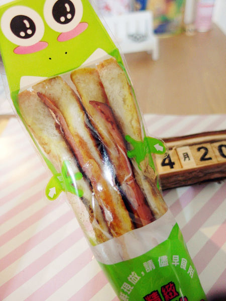 （Life日用品)♥【綠生活福利社】很可愛又超便利，一撕即開的側邊撕口三明治袋