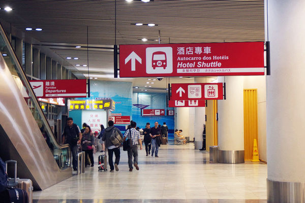 春遊澳門自由行DAY1【巴黎人,威尼斯人,義順牛奶公司,喜記雲吞,大利來記豬扒包】