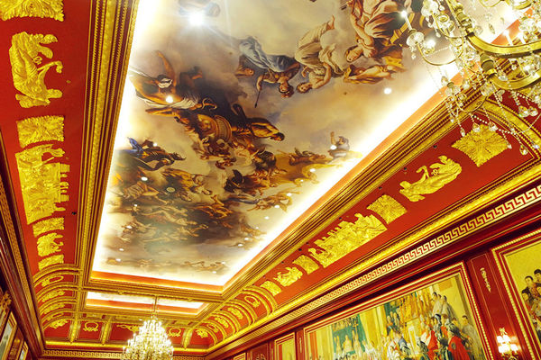 春遊澳門自由行DAY1【巴黎人,威尼斯人,義順牛奶公司,喜記雲吞,大利來記豬扒包】