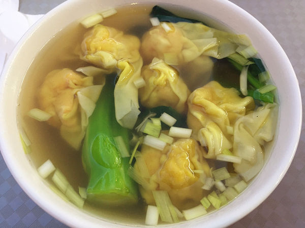 春遊澳門自由行DAY1【巴黎人,威尼斯人,義順牛奶公司,喜記雲吞,大利來記豬扒包】