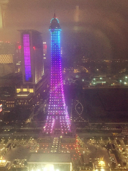 春遊澳門自由行DAY1【巴黎人,威尼斯人,義順牛奶公司,喜記雲吞,大利來記豬扒包】