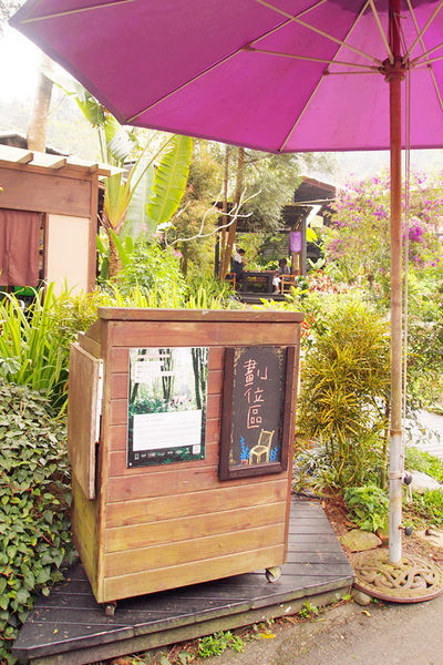 雅虎首頁文(國內旅遊台中)★【薰衣草森林】越來越文青風，來一趟文字探索森林之旅吧！