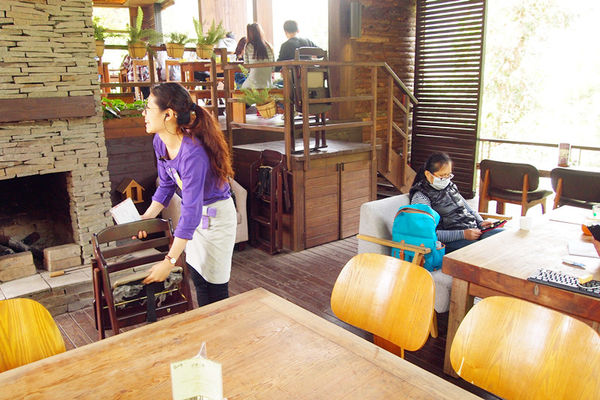 雅虎首頁文(國內旅遊台中)★【薰衣草森林】越來越文青風，來一趟文字探索森林之旅吧！