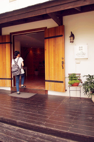 雅虎首頁文(國內旅遊台中)★【薰衣草森林】越來越文青風，來一趟文字探索森林之旅吧！