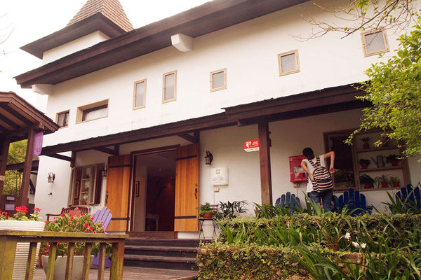 雅虎首頁文(國內旅遊台中)★【薰衣草森林】越來越文青風，來一趟文字探索森林之旅吧！