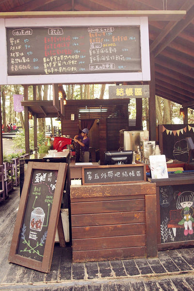 雅虎首頁文(國內旅遊台中)★【薰衣草森林】越來越文青風，來一趟文字探索森林之旅吧！