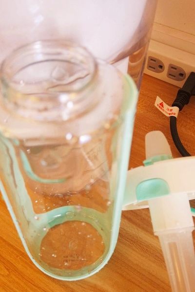 【美國KOR NAVA SPORT水瓶】攜帶方便,透明粉嫩,設計感,喝水也是時尚態度