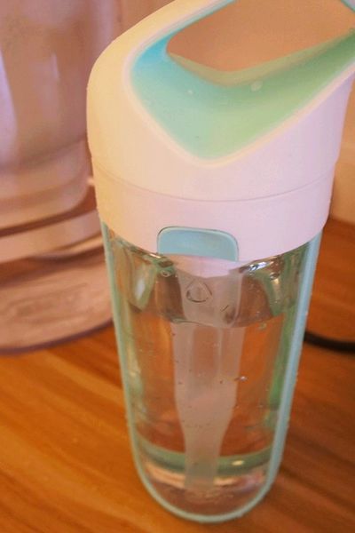 【美國KOR NAVA SPORT水瓶】攜帶方便,透明粉嫩,設計感,喝水也是時尚態度