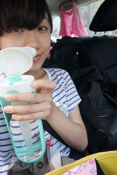 【美國KOR NAVA SPORT水瓶】攜帶方便,透明粉嫩,設計感,喝水也是時尚態度