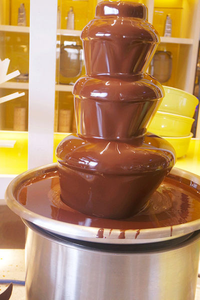 台北【W HOTEL】優美the kitchen table西餐廳,遊池放鬆,繽紛下午茶