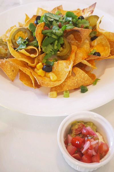 台北【W HOTEL】優美the kitchen table西餐廳,遊池放鬆,繽紛下午茶