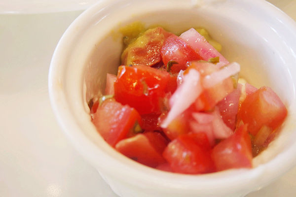 台北【W HOTEL】優美the kitchen table西餐廳,遊池放鬆,繽紛下午茶