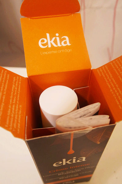 (保養分享)♥來自法國的頂級保養【ekia抗皺再生霜(二號) 】眾多女星的抗老首選