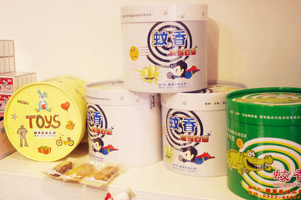 （FoOd彰化)♥【簡單美味工坊】讓人回想起小時後的日用品，具有復古文創風格的伴手禮店