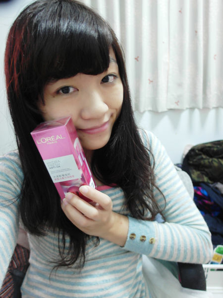 (保養分享)♥【巴黎萊雅水清新葡萄籽雙重活膚保濕精華】滋潤肌膚，粉嫩你的臉色