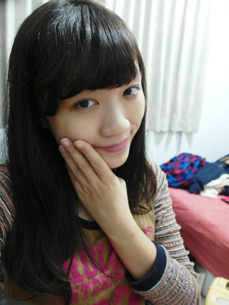 (保養分享)♥【巴黎萊雅水清新葡萄籽雙重活膚保濕精華】滋潤肌膚，粉嫩你的臉色