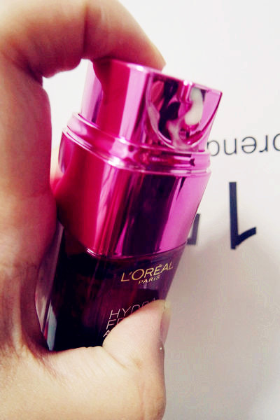 (保養分享)♥【巴黎萊雅水清新葡萄籽雙重活膚保濕精華】滋潤肌膚，粉嫩你的臉色