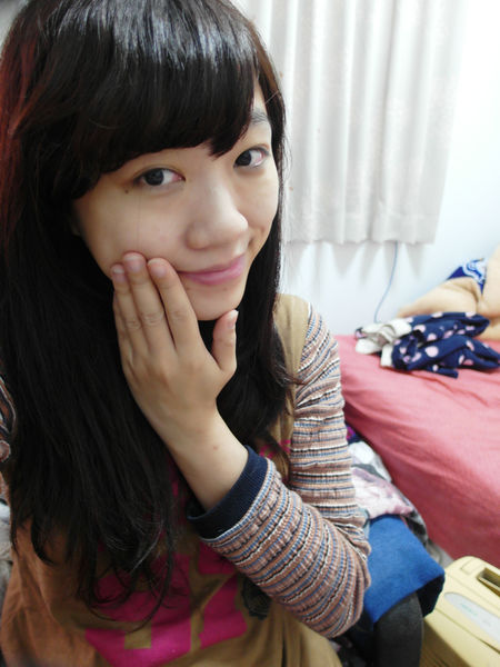 (保養分享)♥【巴黎萊雅水清新葡萄籽雙重活膚保濕精華】滋潤肌膚，粉嫩你的臉色