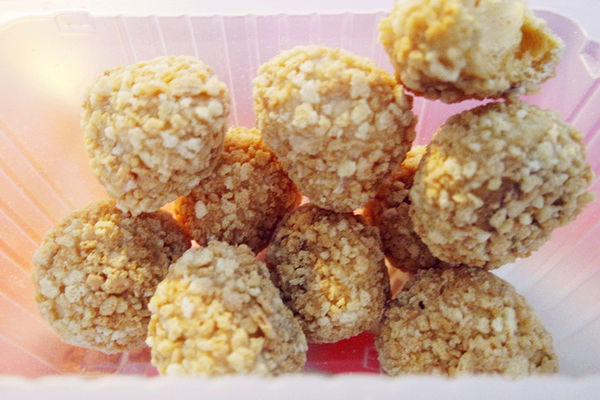 乖乖新口感零食【孔雀松露脆芙】過年也可以放心大吃,吃了會上癮的輕食零嘴