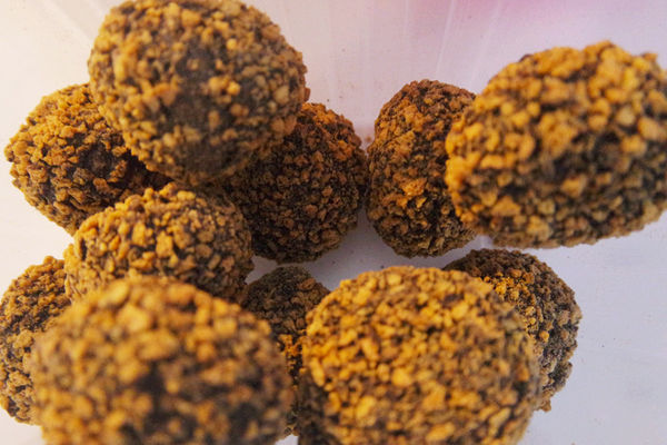 乖乖新口感零食【孔雀松露脆芙】過年也可以放心大吃,吃了會上癮的輕食零嘴