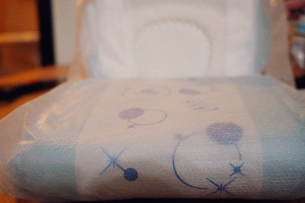 日用品-大王高分子吸收衛生棉,怎麼躺怎麼翻都不漏,elis夜用elis輕柔肌日用蝶翼