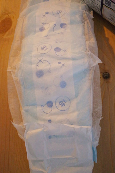 日用品-大王高分子吸收衛生棉,怎麼躺怎麼翻都不漏,elis夜用elis輕柔肌日用蝶翼