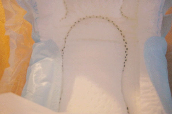 日用品-大王高分子吸收衛生棉,怎麼躺怎麼翻都不漏,elis夜用elis輕柔肌日用蝶翼