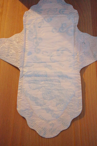 日用品-大王高分子吸收衛生棉,怎麼躺怎麼翻都不漏,elis夜用elis輕柔肌日用蝶翼