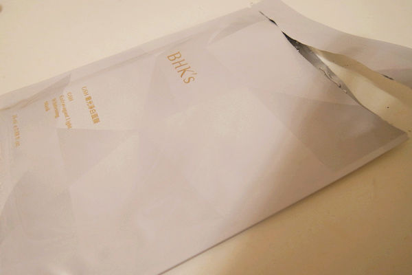 (保養分享)♥超保濕滋潤，感覺可以很快見效的【BHK's】GSH奢光淨白面膜