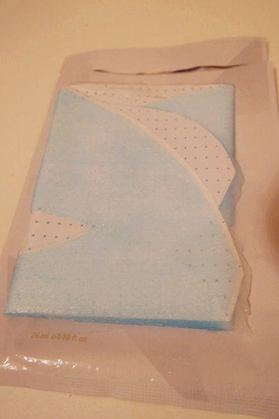 (保養分享)♥超保濕滋潤，感覺可以很快見效的【BHK's】GSH奢光淨白面膜