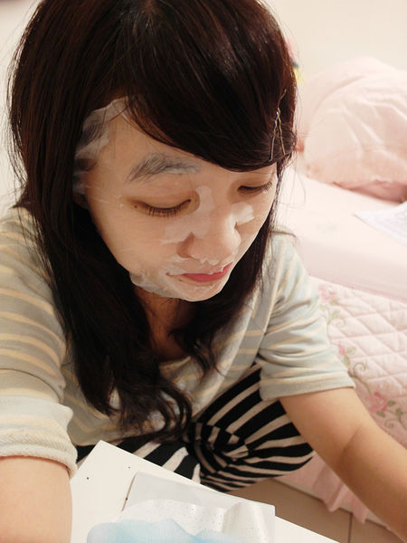 (保養分享)♥超保濕滋潤，感覺可以很快見效的【BHK's】GSH奢光淨白面膜