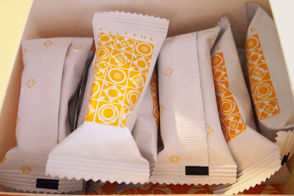 (甜點分享)♥精裝禮盒，過年送禮大首選【禮愫】重逢香醇禮盒-花火茶點集錦