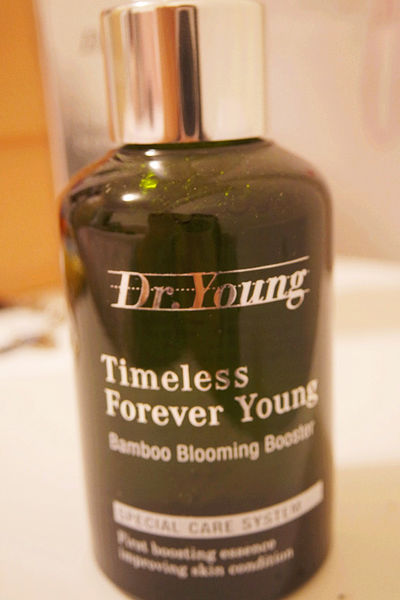 (保養分享)♥好吸收且不黏膩的韓國保養品牌【Ｄr.Young】讓妳肌膚水嫩發亮